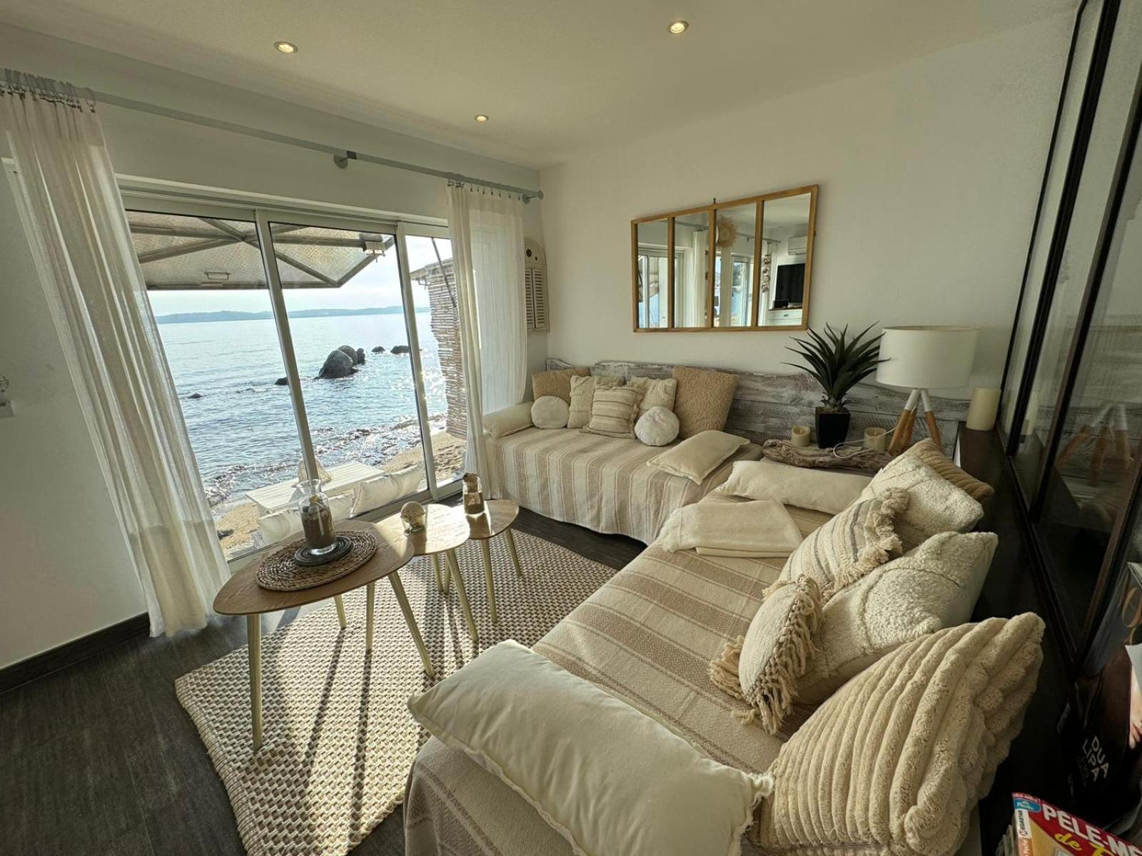 Lou Cabanou Apartment Sainte-Maxime Bagian luar foto